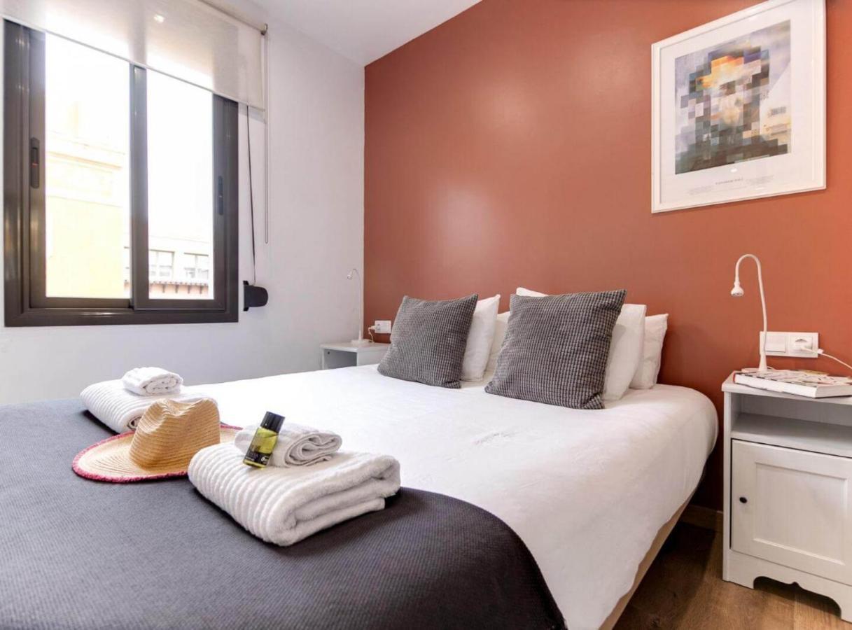 City&Beach Apartments 3 In City Center バルセロナ エクステリア 写真